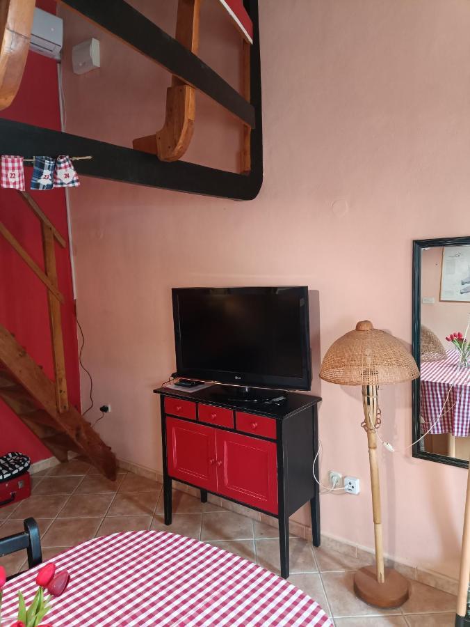 Apartments Popaj Комижа Экстерьер фото