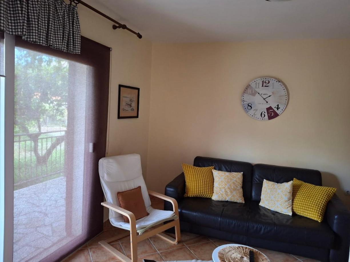 Apartments Popaj Комижа Экстерьер фото