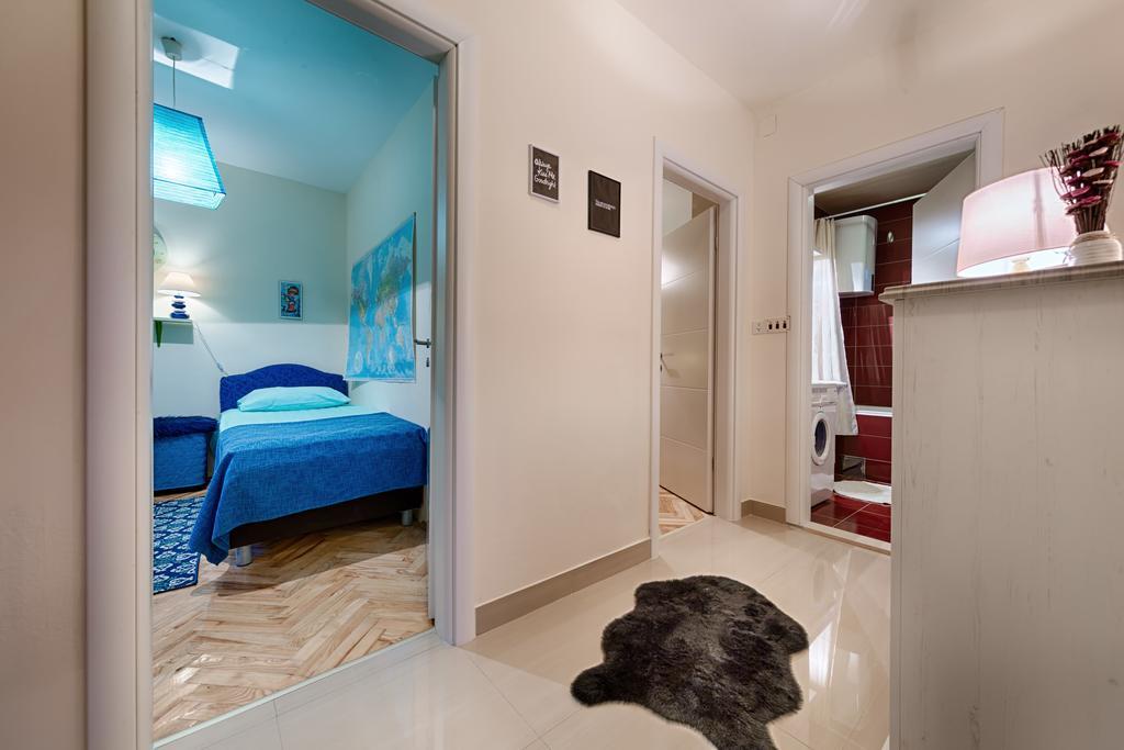 Apartments Popaj Комижа Экстерьер фото